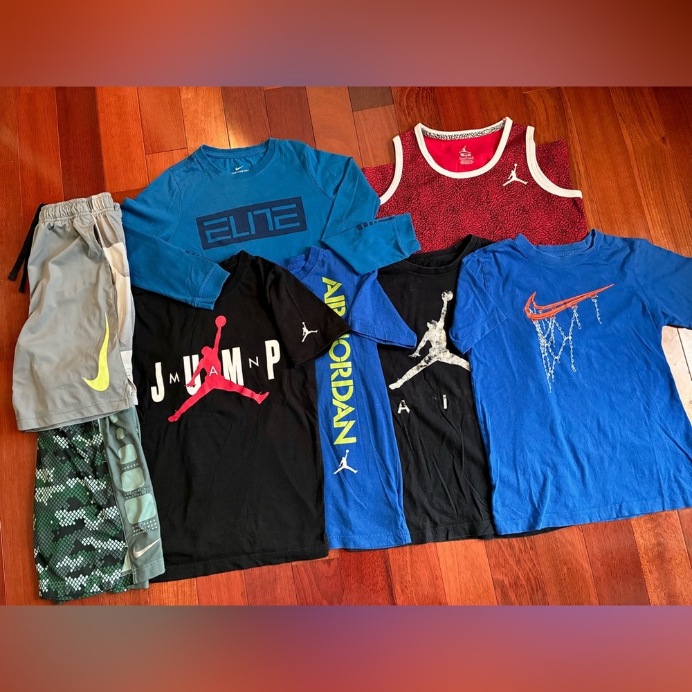 Nike Tee Shirts & Shorts Bundle